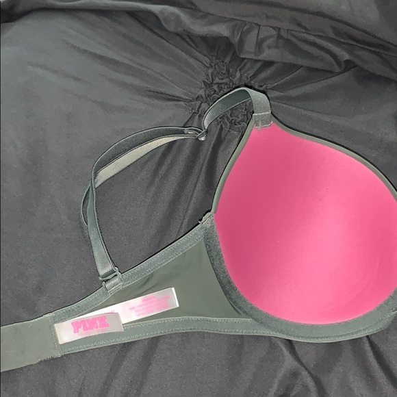 Pink bra - Picture 3 of 3
